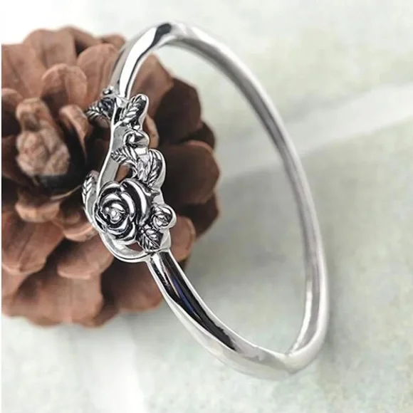 New Women’s 925 Silver Flower Leaves Ring - Picture 4 of 6